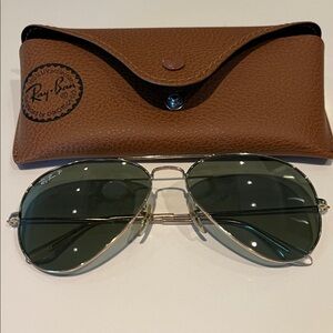 Ray-Ban polarized lens Gold Frame Sunglasses with Brown Case